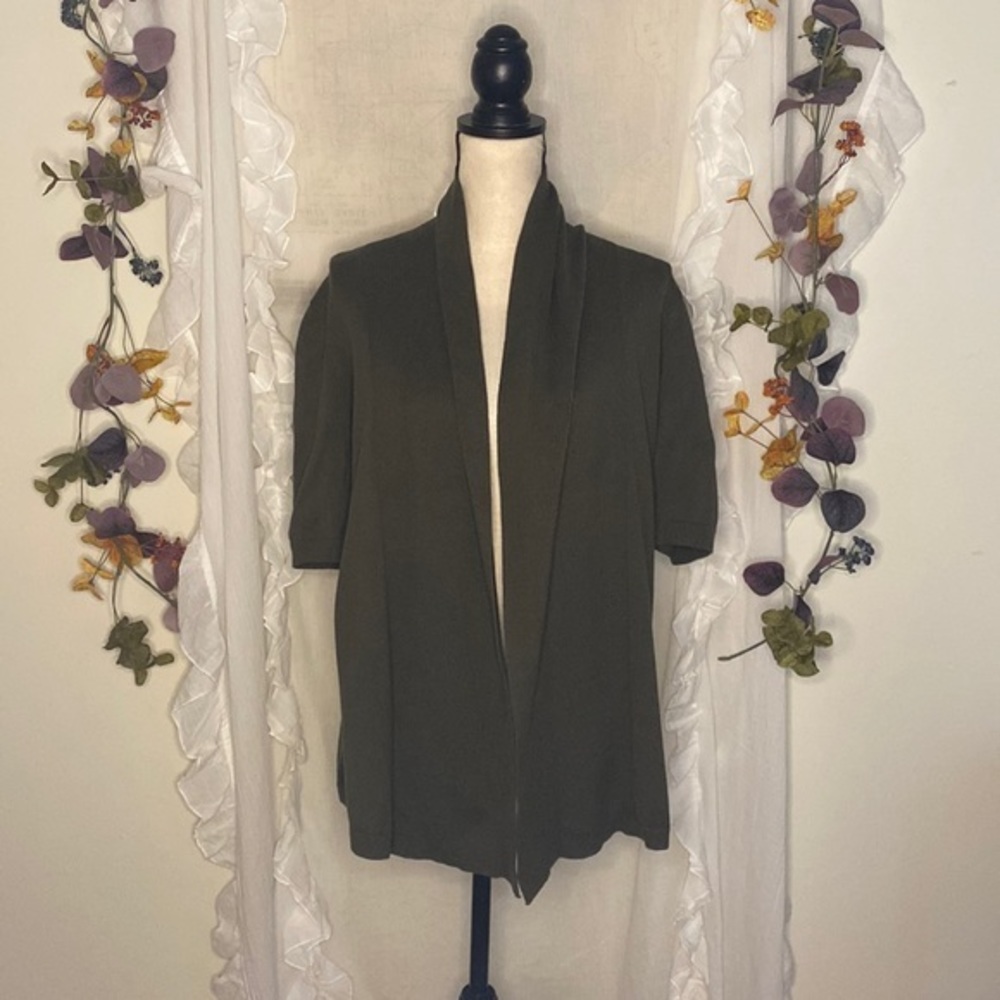 L.L. Bean Olive Green‎ Short Sleeve Open Front Cardigan Size Medium